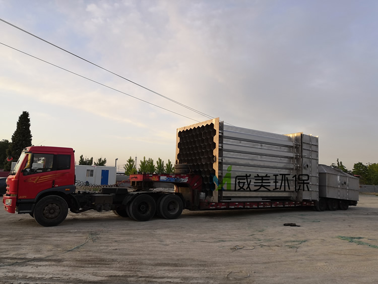 不銹鋼電除霧器裝車完畢，發(fā)車
